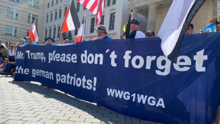 200829094951-02-berlin-protest-coronavirus-police-intl-exlarge-169